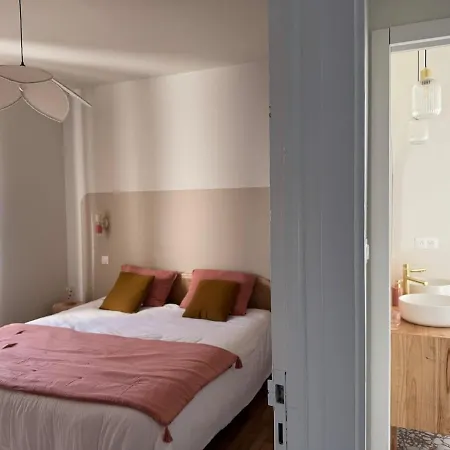 Superbe Maison Renovee En Plein Coeur De Sainte Marine *
